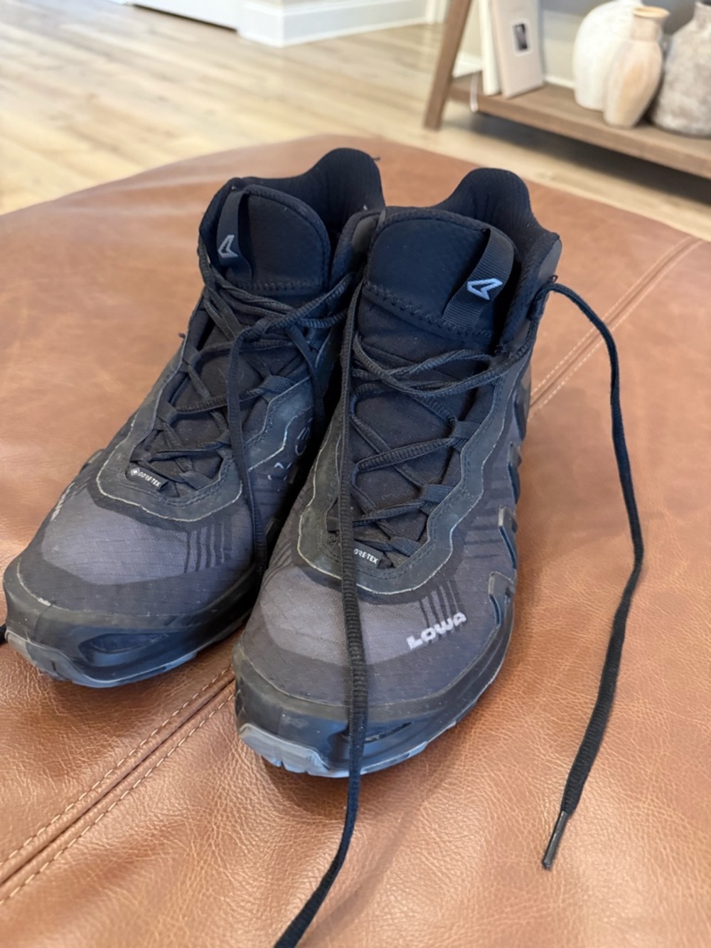 Lowa Black Men's Waterproof Trail Boots